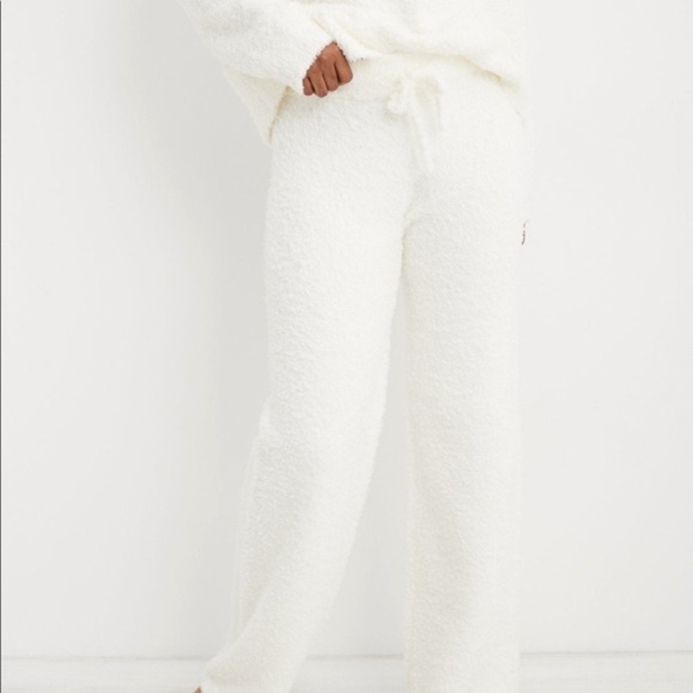 Aerie Marshmallow Sherpa Lounge Pants, Small